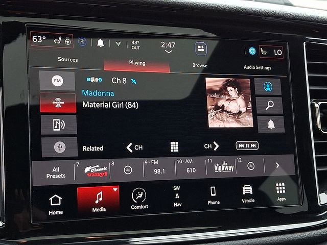 Used 2025 Dodge Durango GT image 18