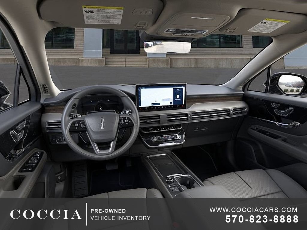 Used 2026 Lincoln Corsair Reserve AWD/4WD image 8