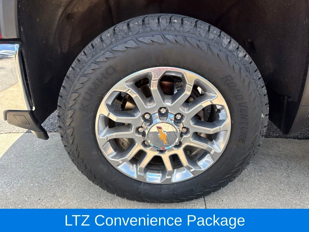 Used 2024 Chevrolet Silverado 2500 LTZ w/ LTZ Convenience Package AWD/4WD image 5