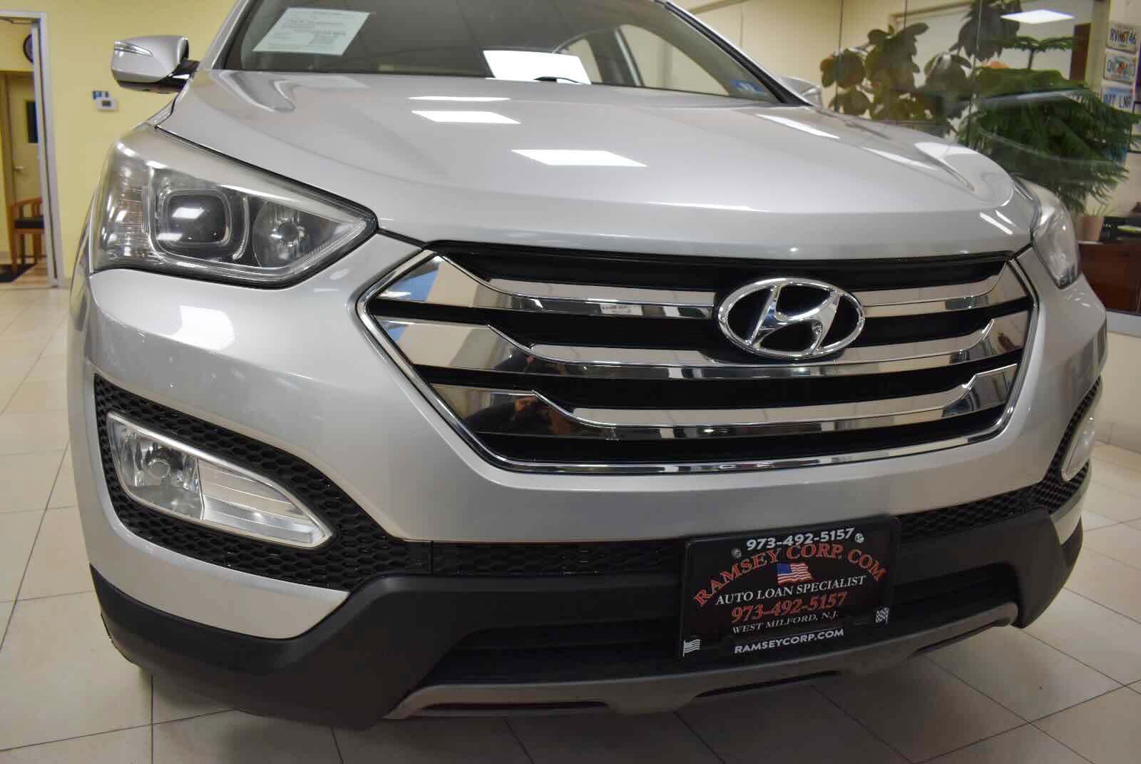 Used 2014 Hyundai Santa Fe Sport 2.0T w/ Navigation Package 06 AWD/4WD image 62