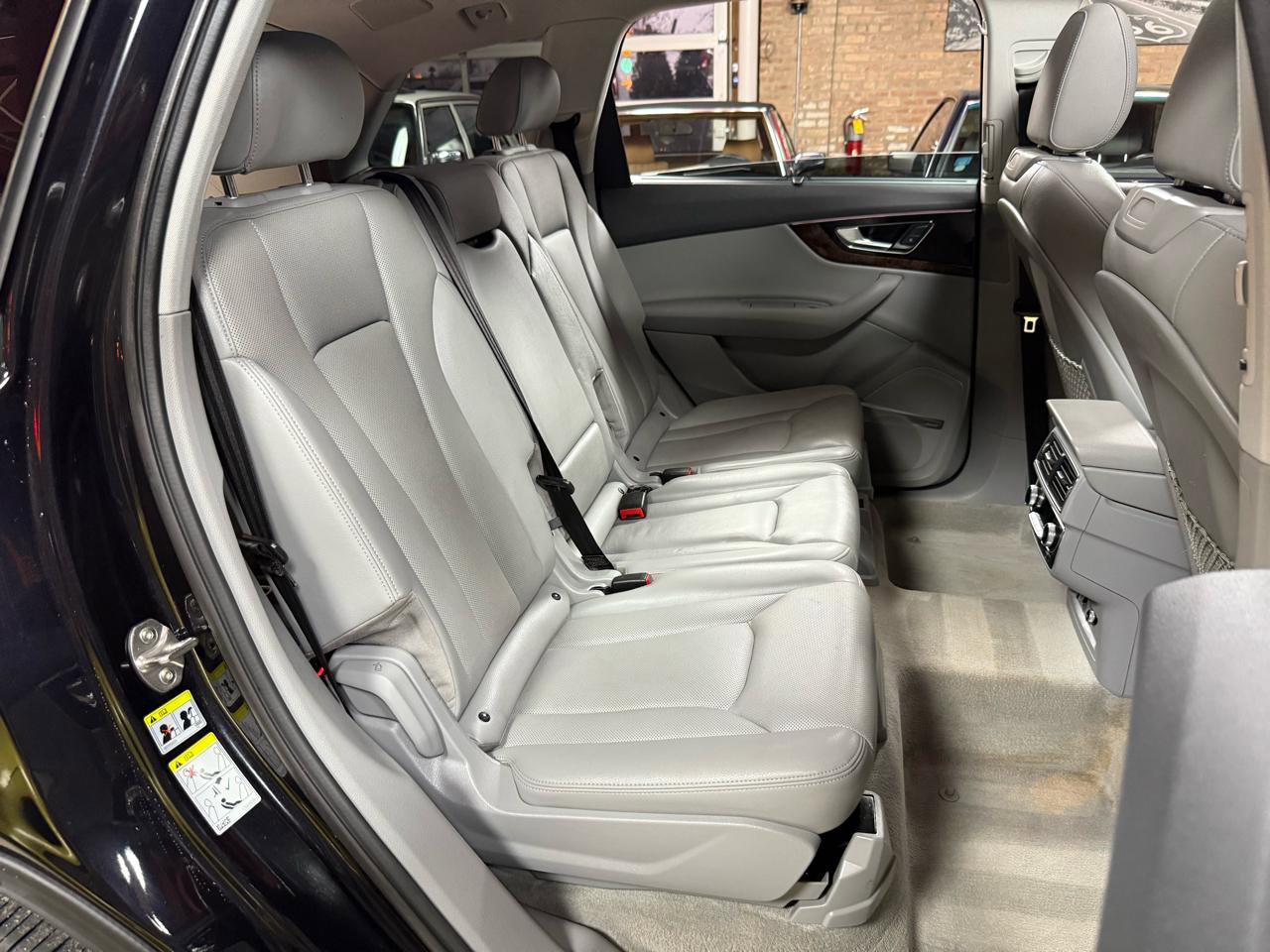Used 2018 Audi Q7 3.0T Prestige AWD/4WD image 28
