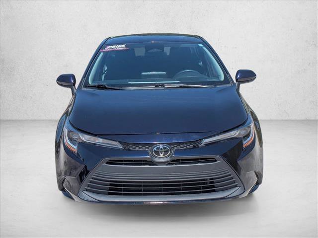 Used 2023 Toyota Corolla LE FWD image 2