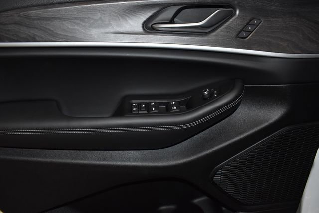 New 2025 Jeep Grand Cherokee L Limited w/ Trailer Tow Package image 25