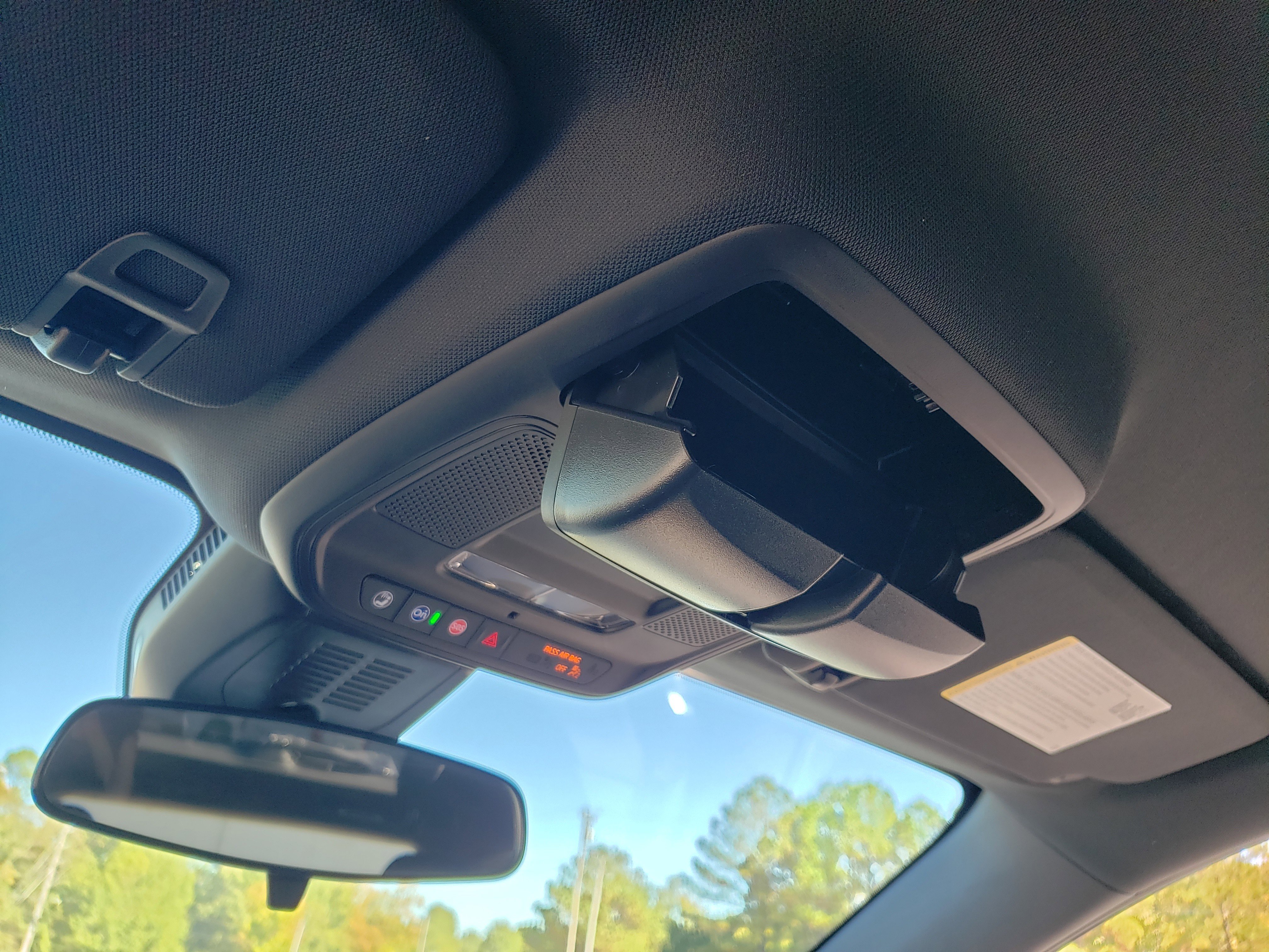 New 2026 Chevrolet Equinox LT w/ Convenience Package II image 26