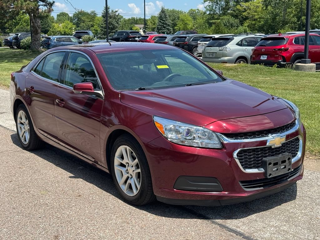 Used 2015 Chevrolet Malibu LT w/ Power Convenience Package FWD image 7