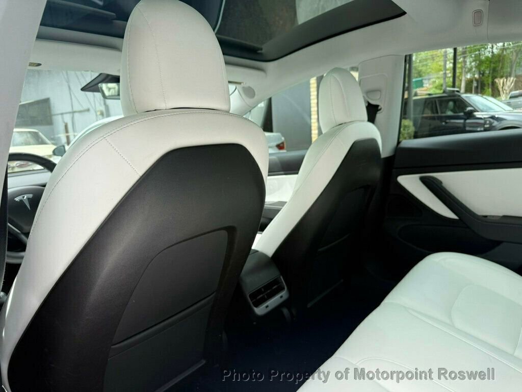 Used 2019 Tesla Model 3 Standard Range Plus image 18