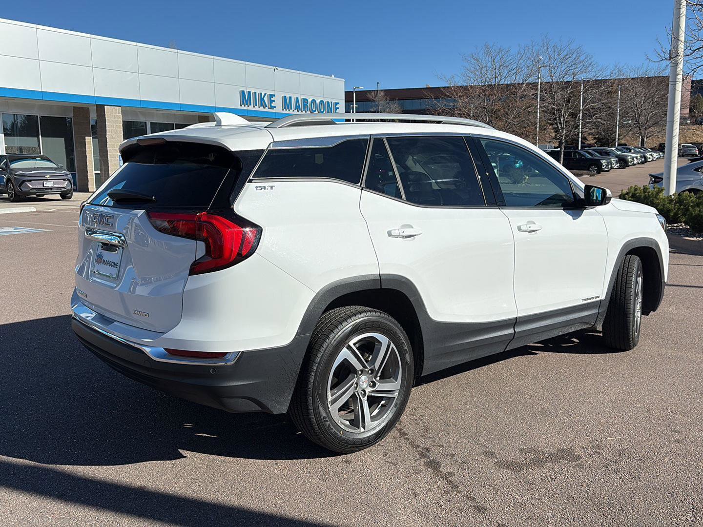 Used 2020 GMC Terrain SLT w/ Preferred Package image 6