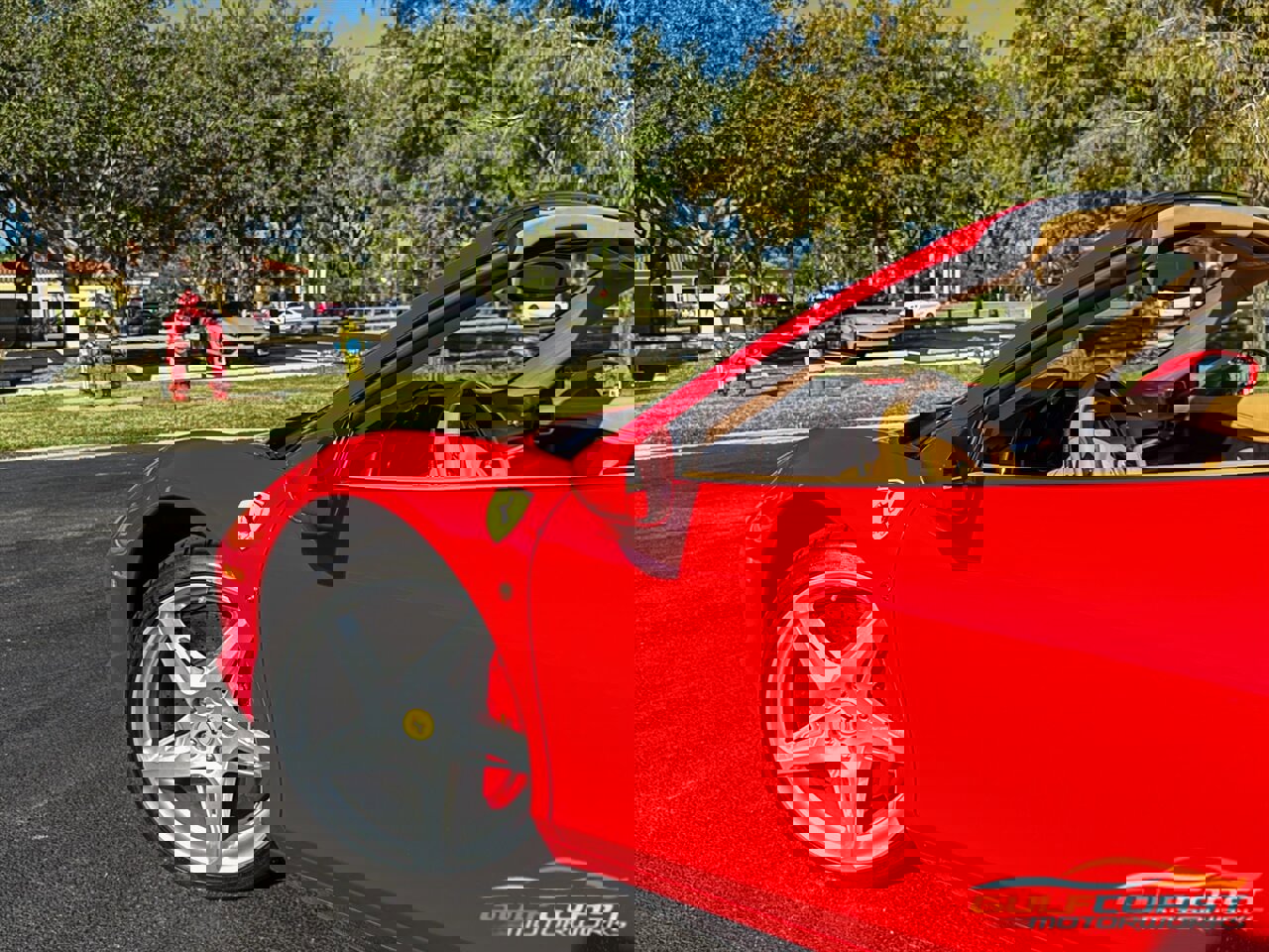 Used 2014 Ferrari 458 Spider image 45