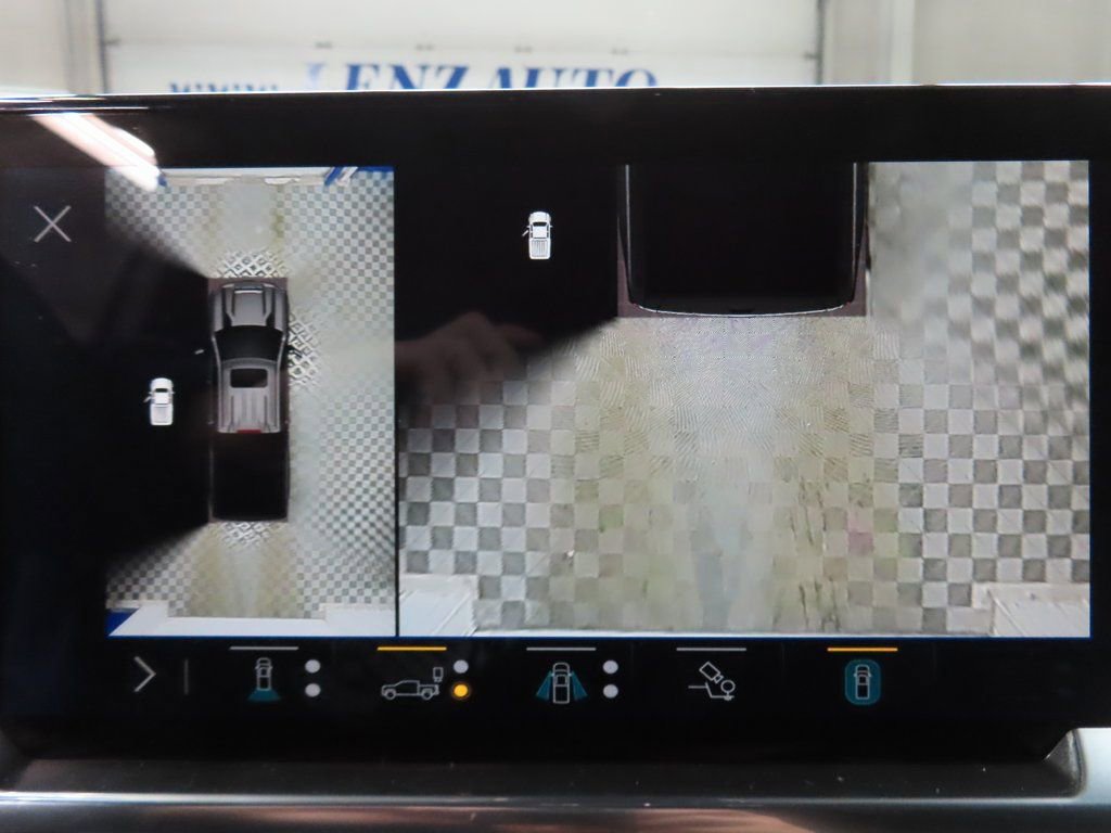 Used 2025 Chevrolet Silverado 2500 LTZ w/ Trail Boss Package image 15