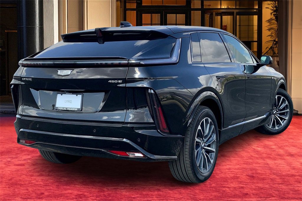New 2026 Cadillac Lyriq Sport image 6