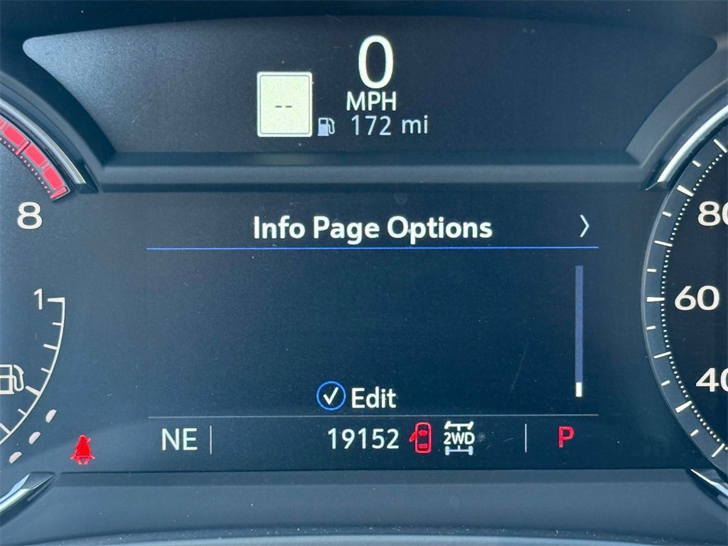 Used 2025 Cadillac XT5 Premium Luxury image 5