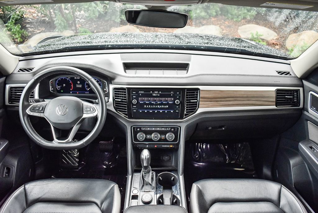 Used 2021 Volkswagen Atlas SEL Premium image 12