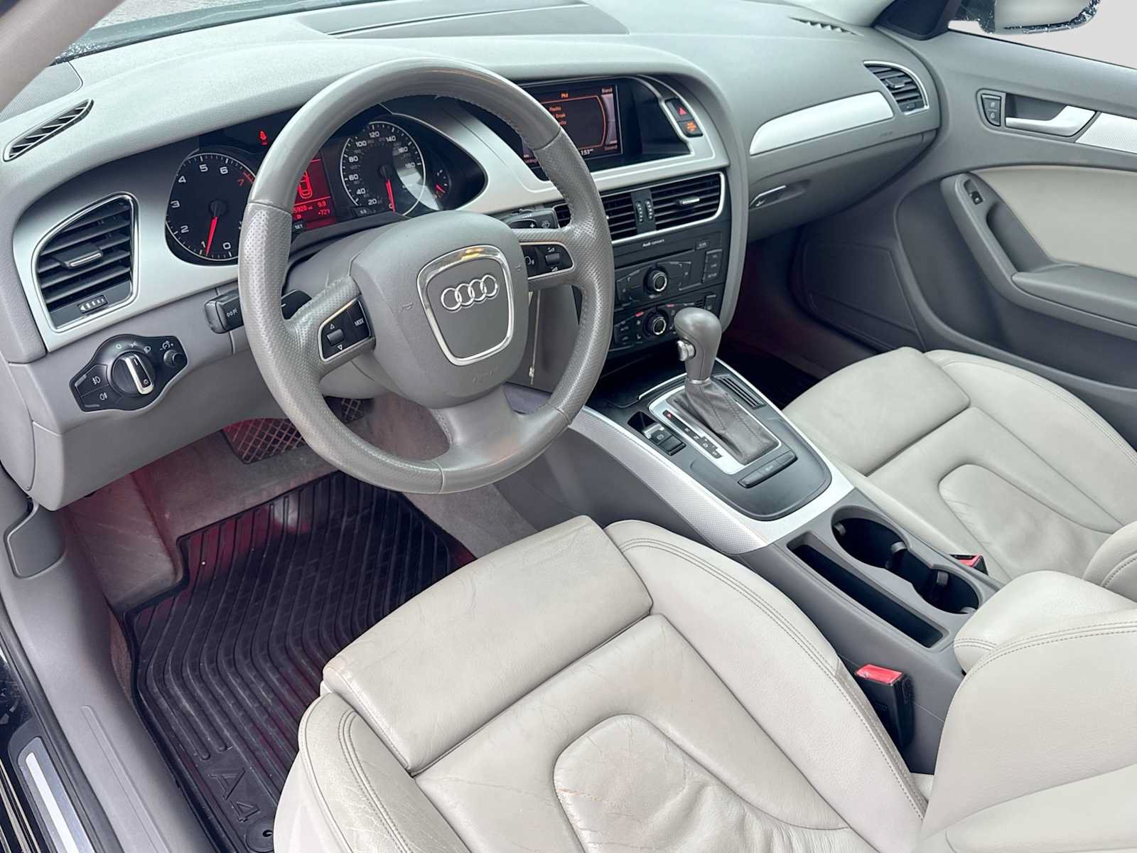 Used 2011 Audi A4 2.0T Premium w/ 18" Sport Pkg FWD image 2