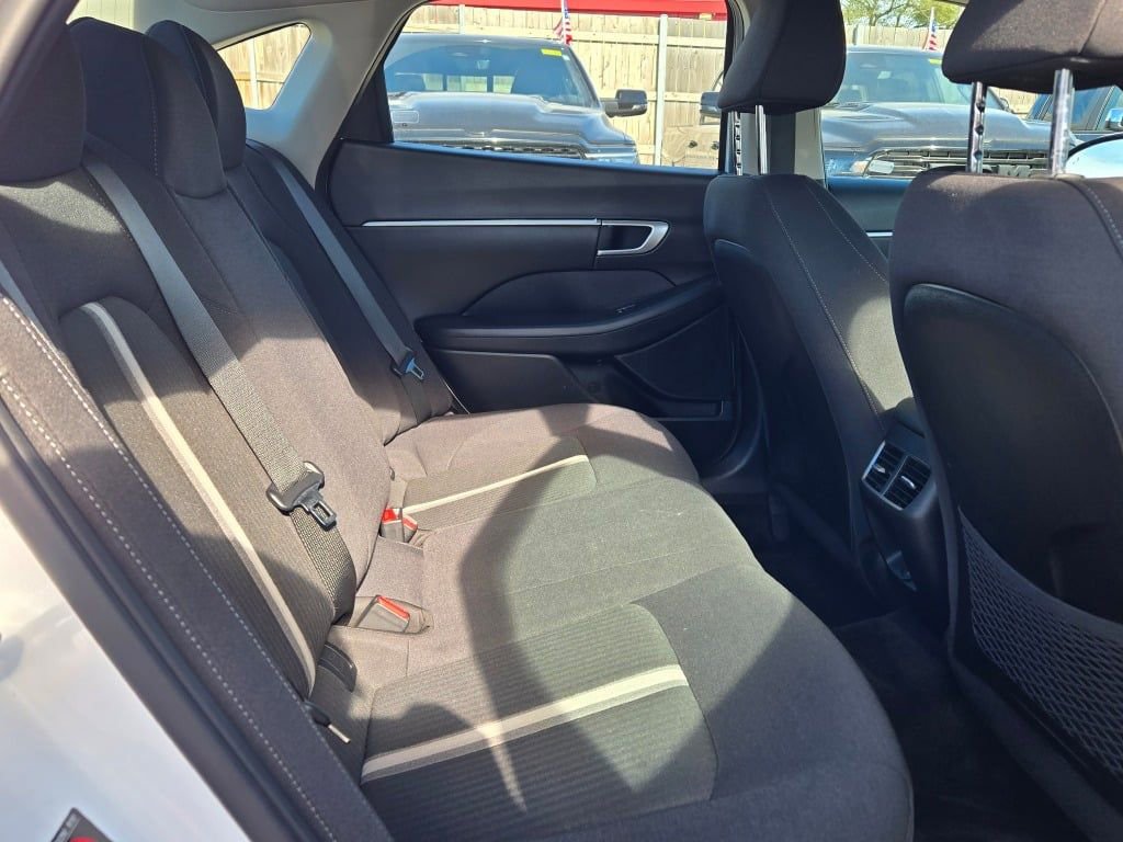 Used 2022 Hyundai Sonata SEL image 9