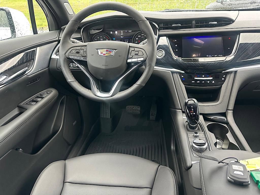 New 2025 Cadillac XT6 Premium Luxury w/ Technology Package image 19