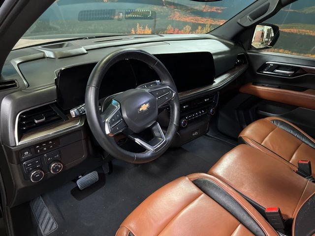 Used 2025 Chevrolet Tahoe LS image 18