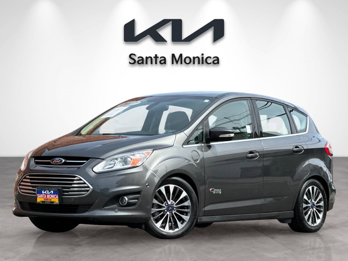 Used 2017 Ford C-MAX Energi Titanium w/ Equipment Group 501A image 2