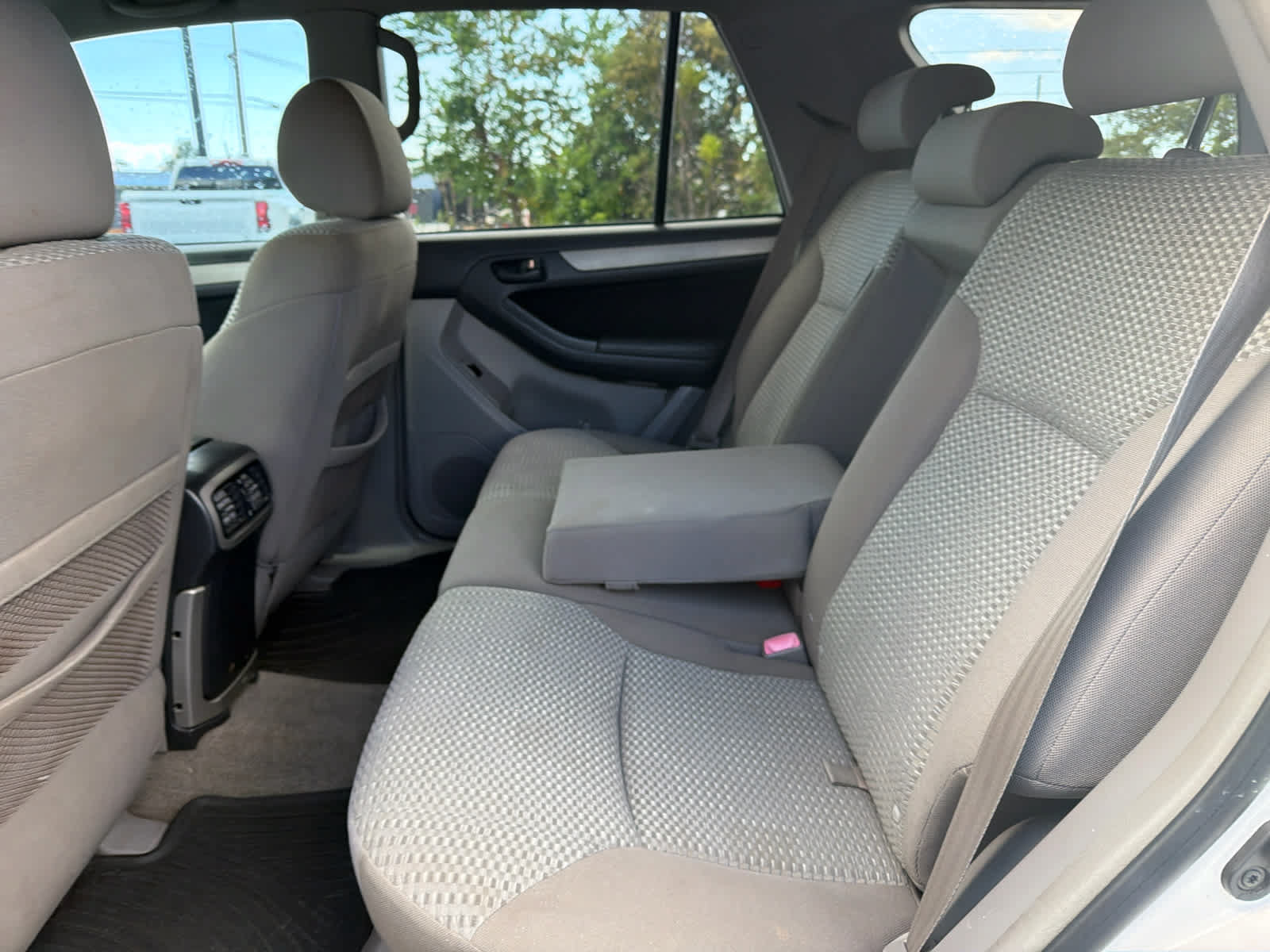 Used 2009 Toyota 4Runner SR5 RWD image 11