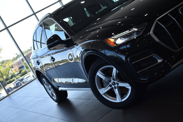 Used 2023 Audi Q5 2.0T Premium image 4
