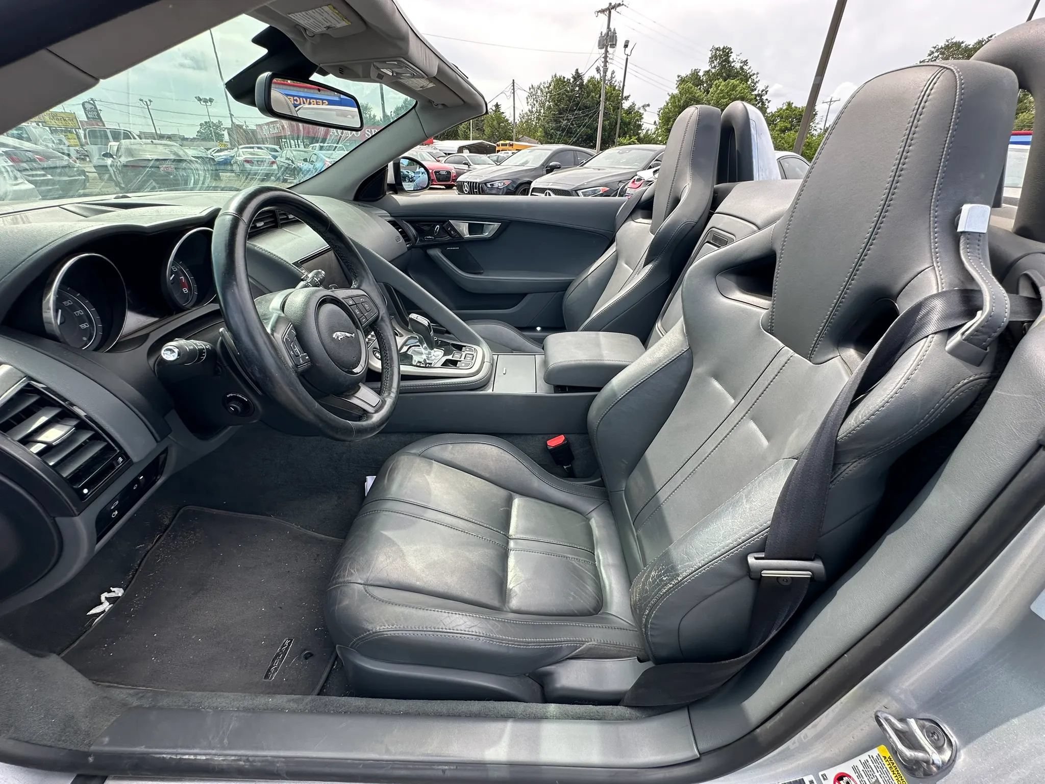 Used 2014 Jaguar F-TYPE Convertible RWD image 19