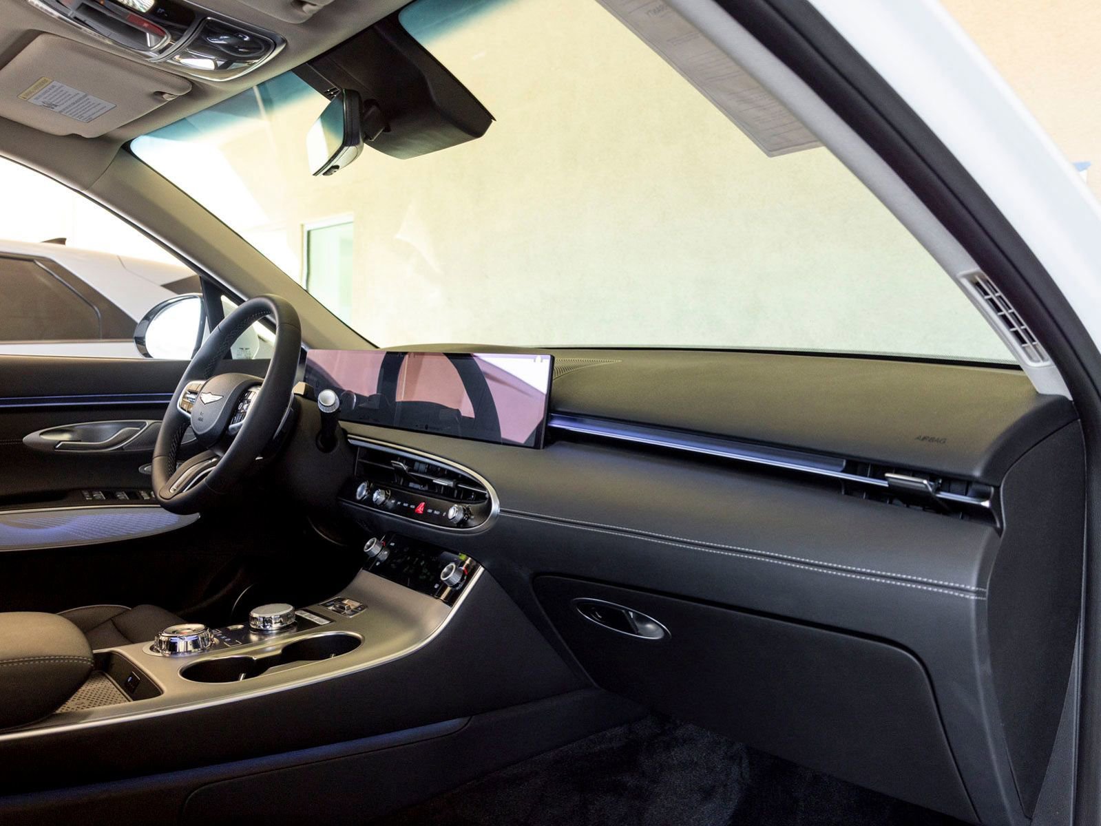 Used 2026 Genesis GV70 2.5T Advanced image 27