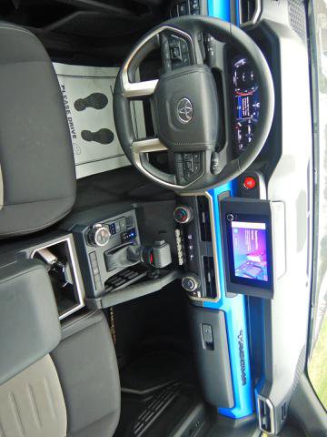 Used 2025 Toyota Tacoma TRD Off-Road image 8