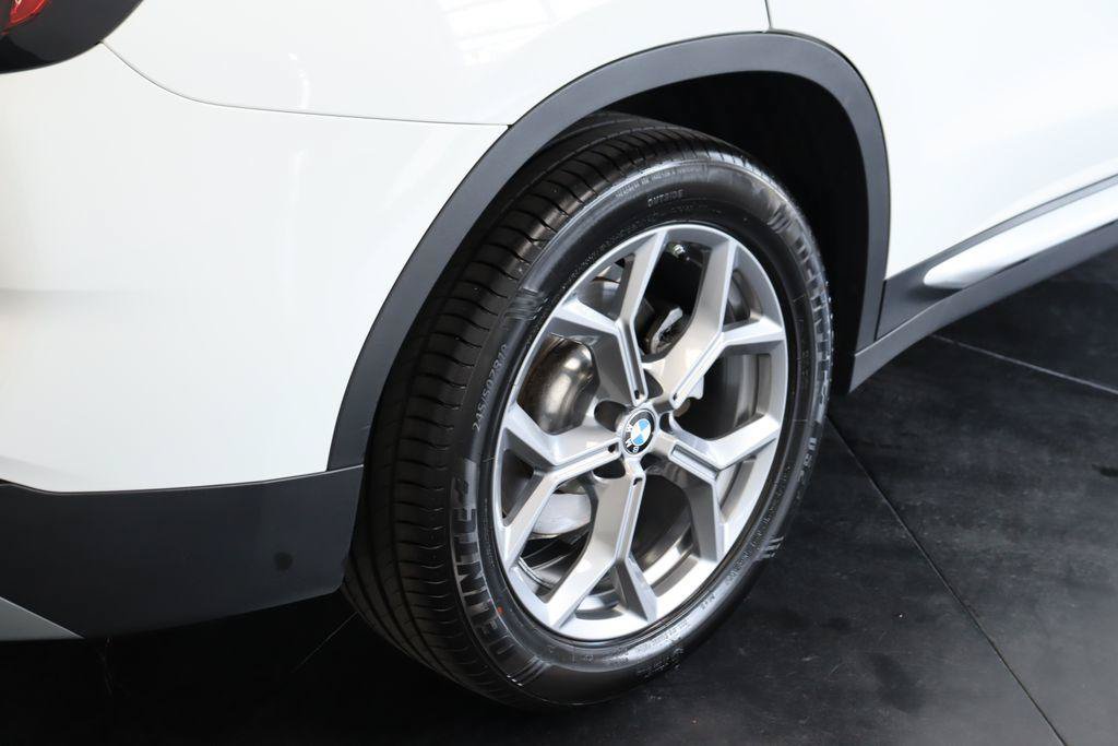 Used 2024 BMW X3 xDrive30i w/ Premium Essential Package AWD/4WD image 15