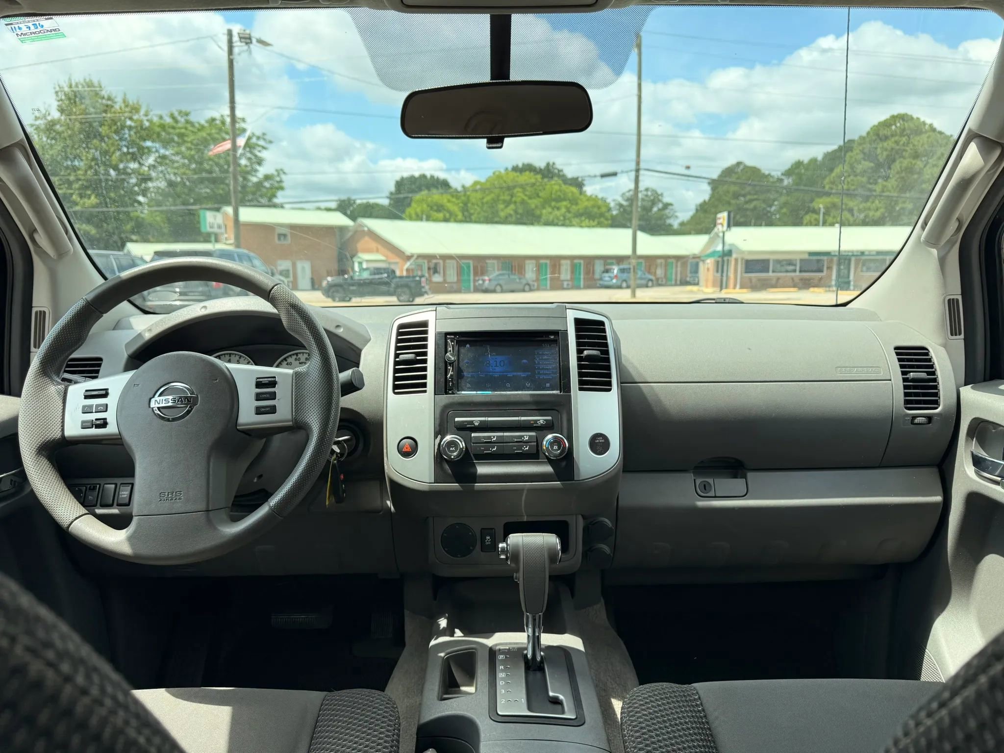 Used 2015 Nissan Frontier Desert Runner RWD image 18
