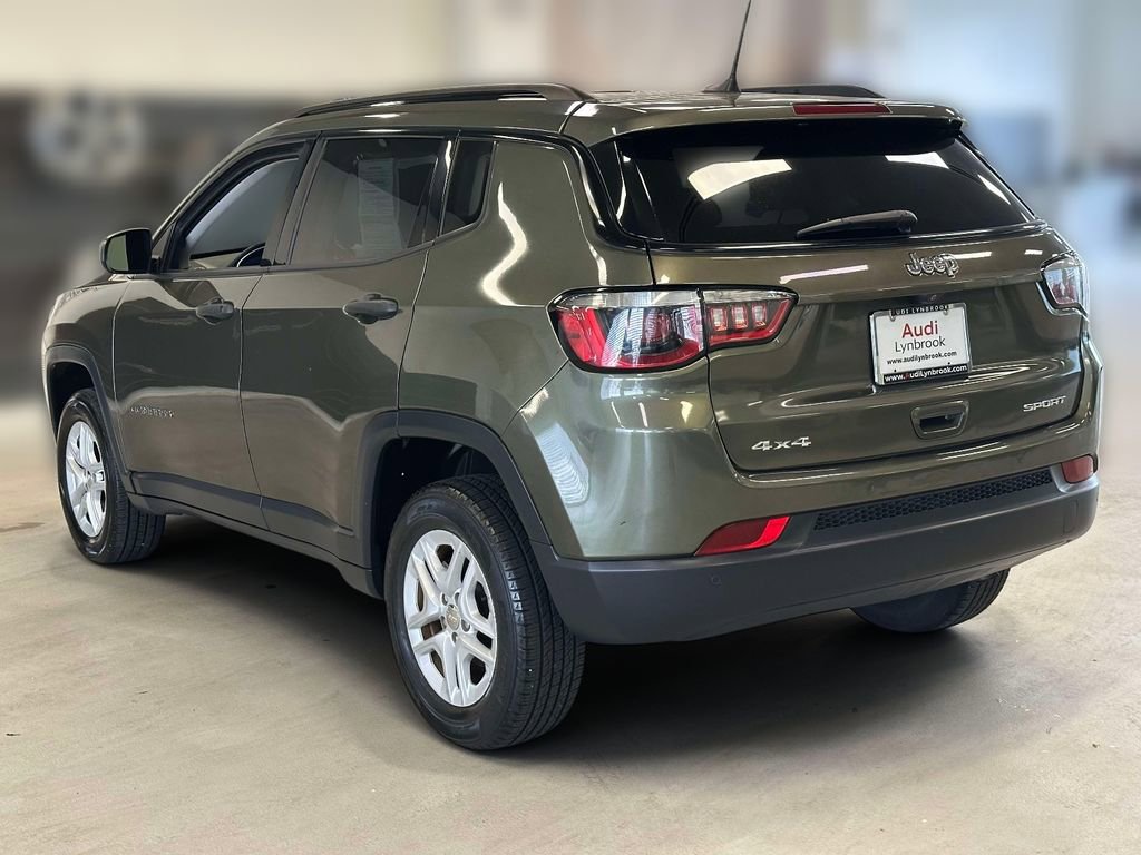 Used 2017 Jeep Compass Sport w/ Cold Weather Group AWD/4WD image 5