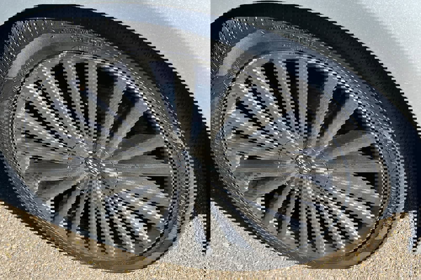 Used 2018 Lincoln MKZ Reserve image 18