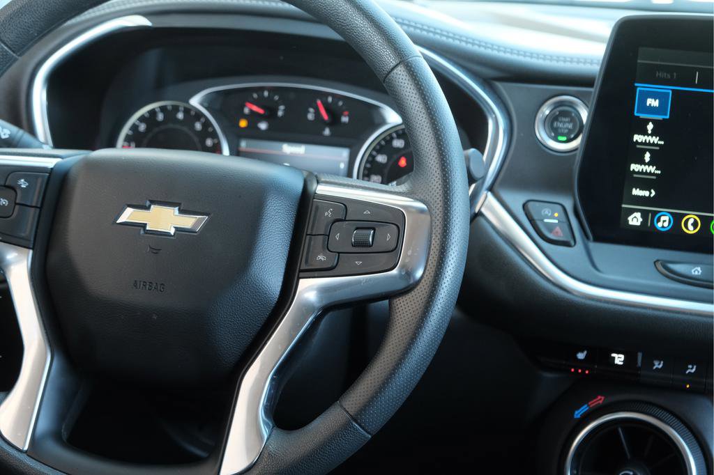 Used 2025 Chevrolet Blazer LT image 23