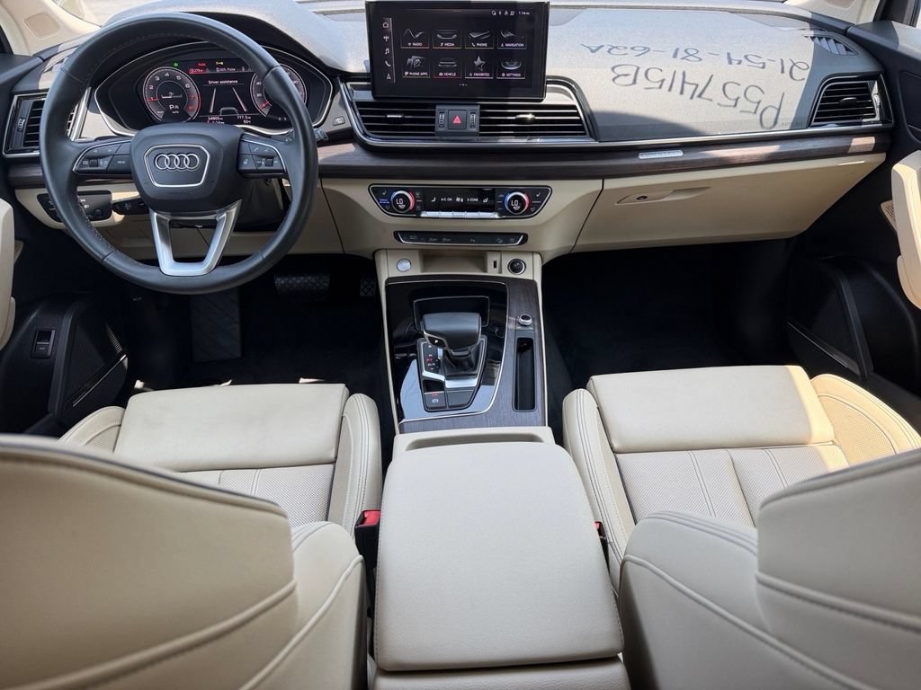 Used 2021 Audi Q5 2.0T Premium Plus w/ Premium Plus Package AWD/4WD image 18