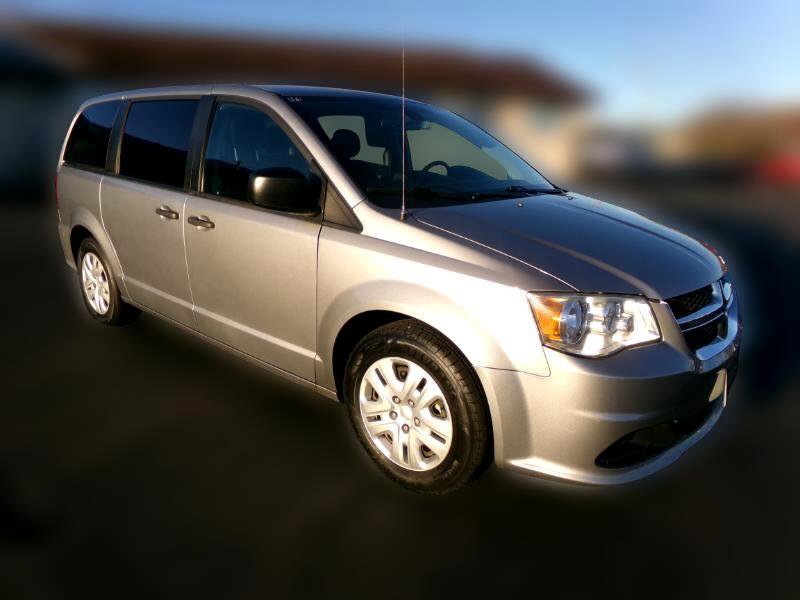 Used 2019 Dodge Grand Caravan SE w/ UConnect Hands-Free Group
