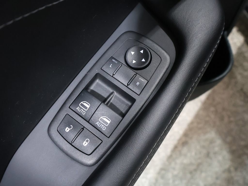 Used 2023 Dodge Challenger R/T w/ Plus Package image 16