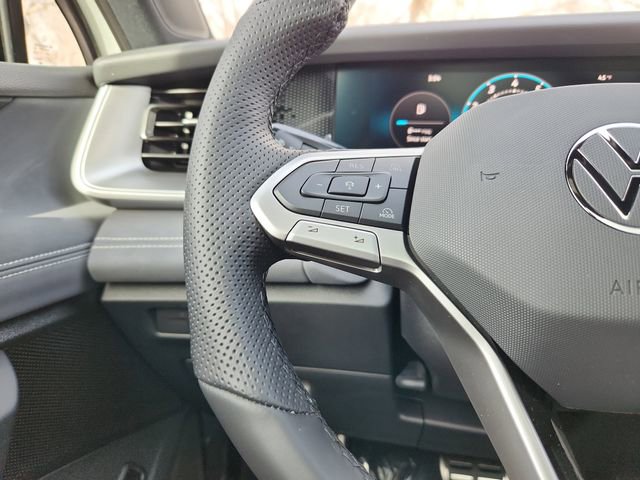 New 2026 Volkswagen Tiguan SE R-Line image 24