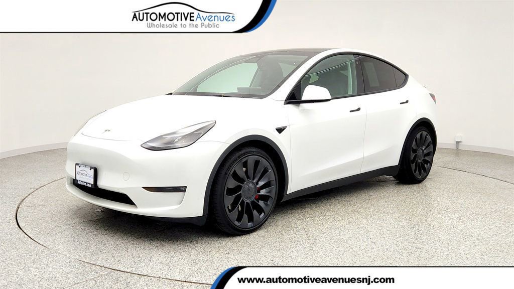 Used 2023 Tesla Model Y Performance image 1