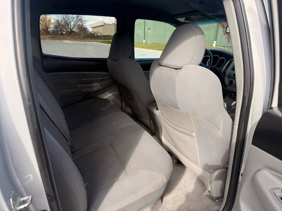 Used 2010 Toyota Tacoma 4x4 Double Cab image 13