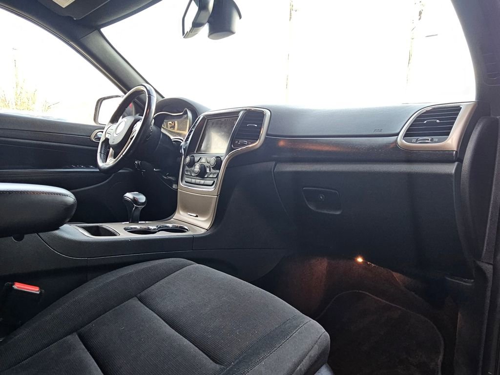 Used 2015 Jeep Grand Cherokee Laredo w/ Quick Order Package 23E image 19