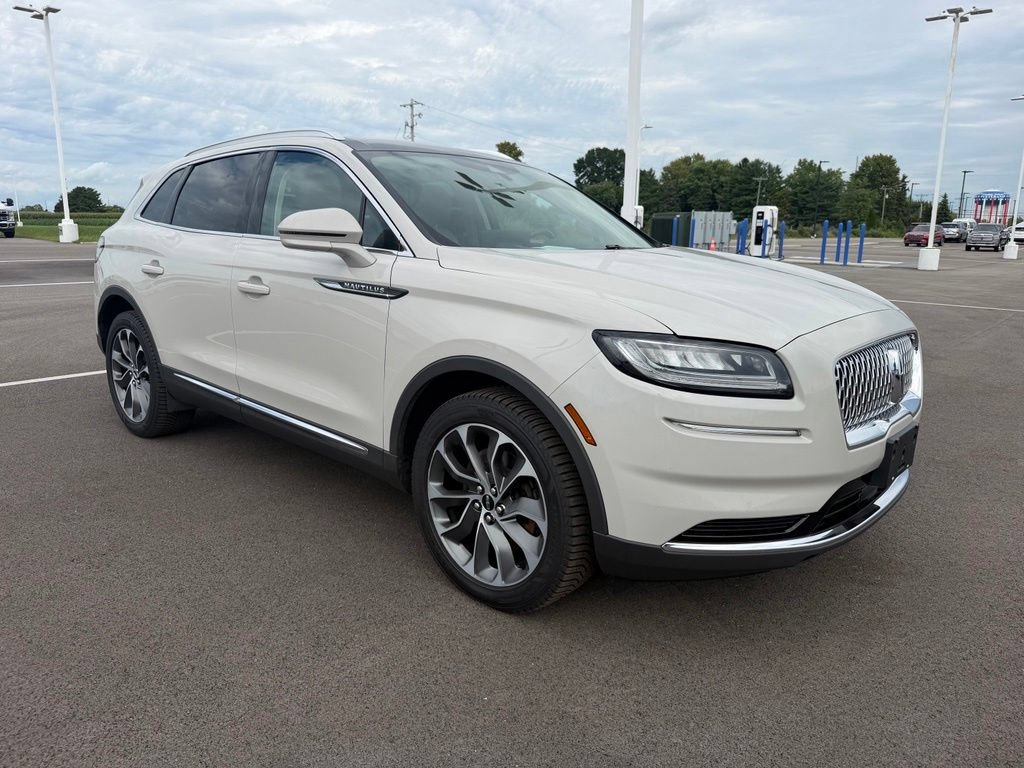 Used 2021 Lincoln Nautilus Reserve w/ Class II Trailer Tow Package AWD/4WD image 4