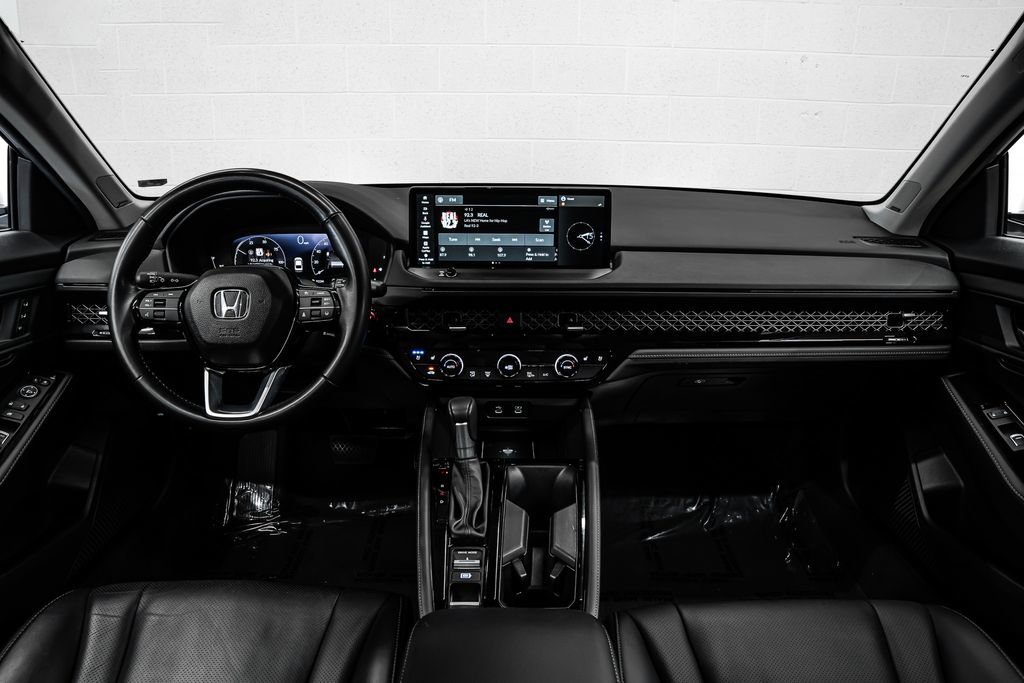 Used 2024 Honda Accord Touring image 19