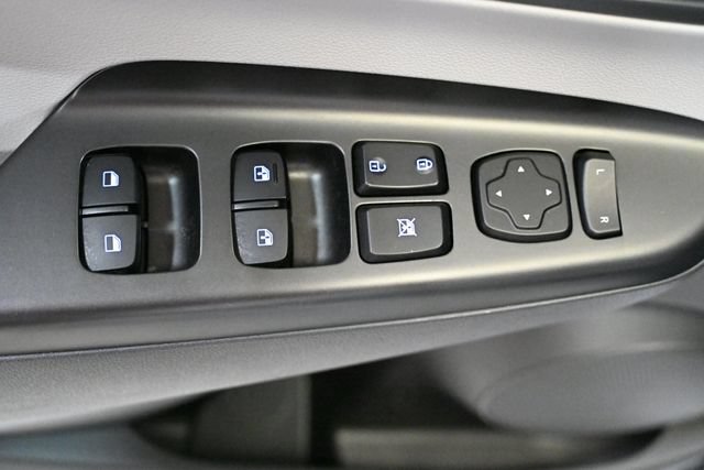 Used 2023 Hyundai Kona SE FWD image 49