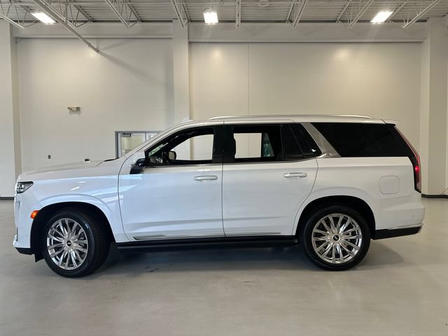 Certified 2022 Cadillac Escalade Premium Luxury w/ Performance Package AWD/4WD image 3