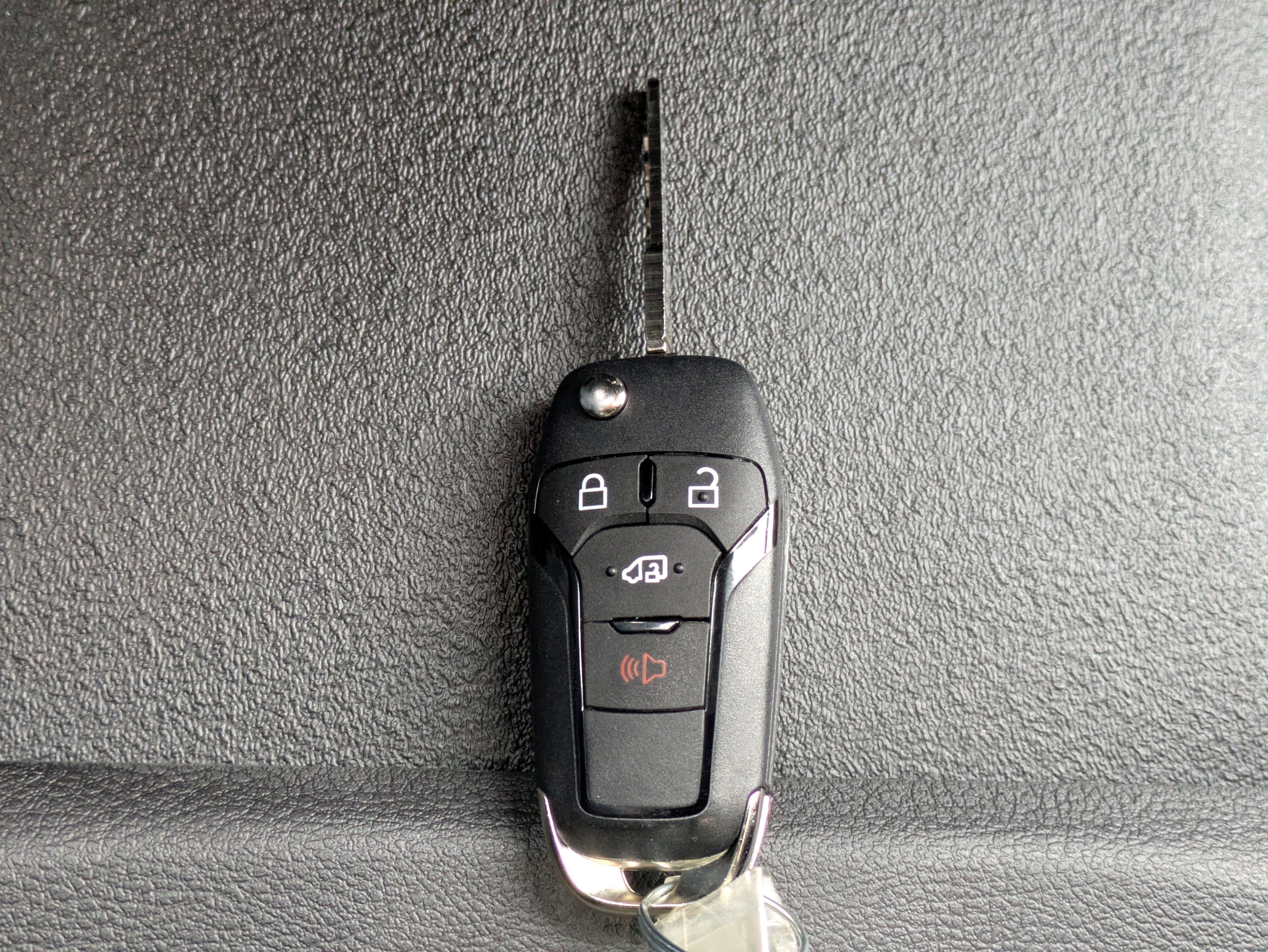 New 2025 Ford Transit 150 Low Roof RWD image 32