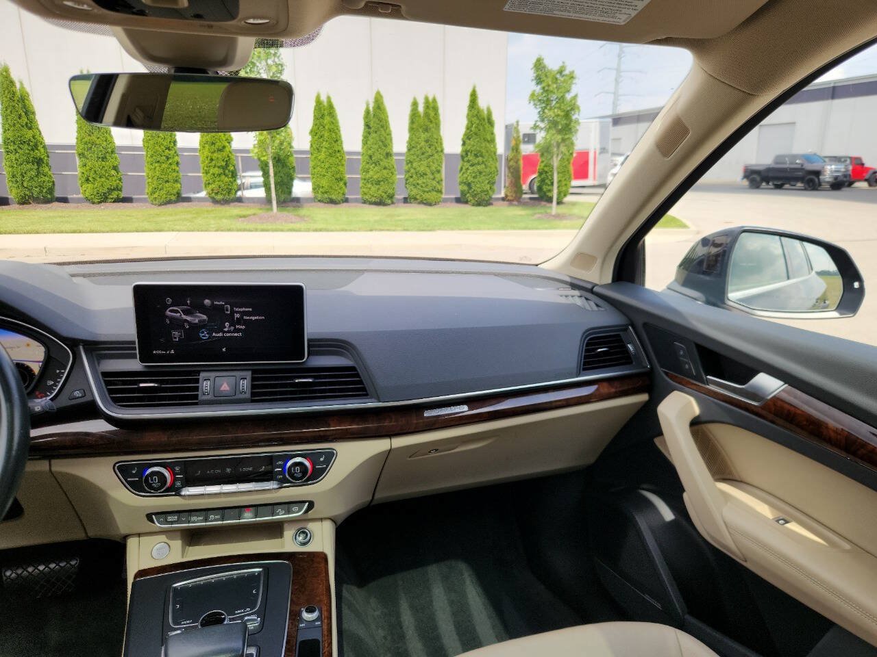 Used 2018 Audi Q5 Prestige w/ Prestige Package AWD/4WD image 24