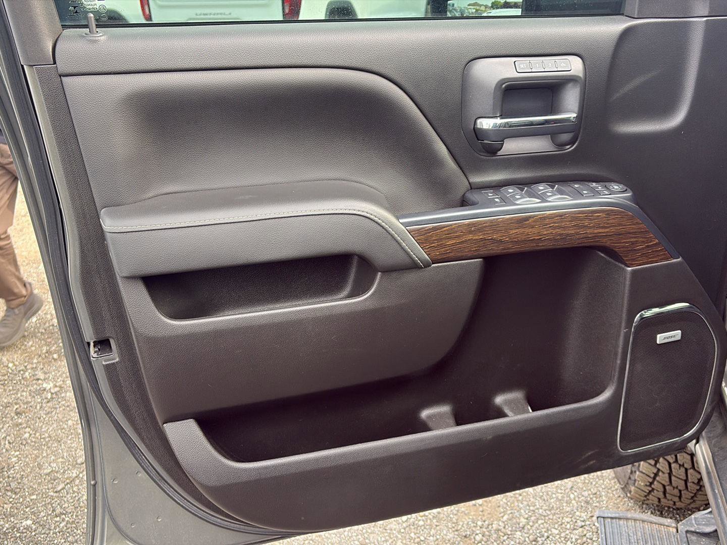 Used 2018 GMC Sierra 3500 Denali w/ Duramax Plus Package image 7