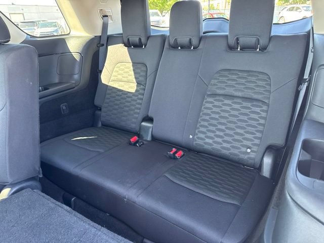 Used 2025 Nissan Pathfinder SV AWD/4WD image 15