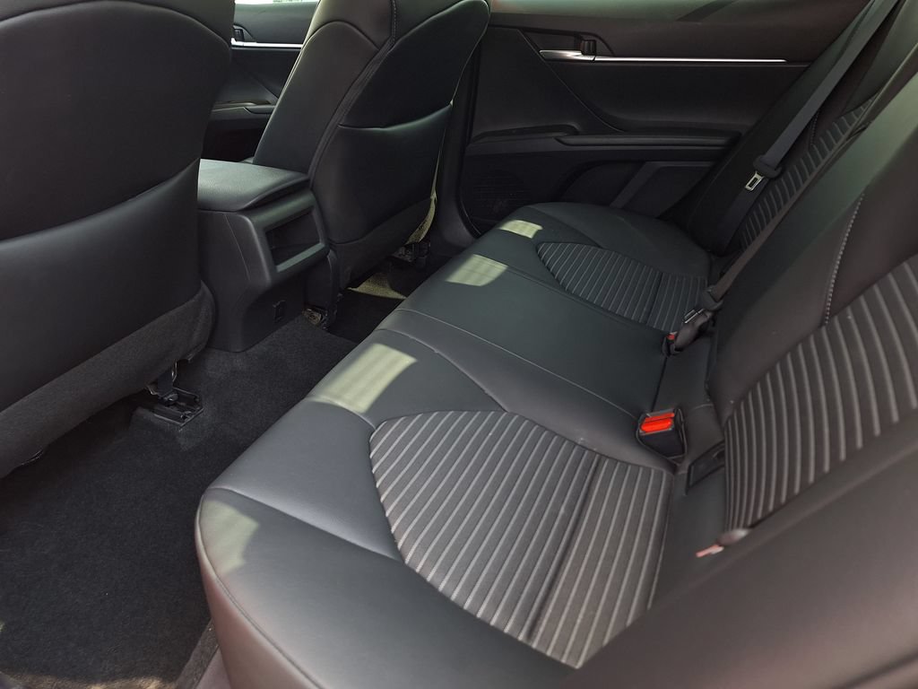 Used 2024 Toyota Camry SE FWD image 12