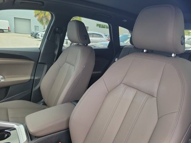 Certified 2025 Audi Q5 Premium w/ Convenience Package AWD/4WD image 16