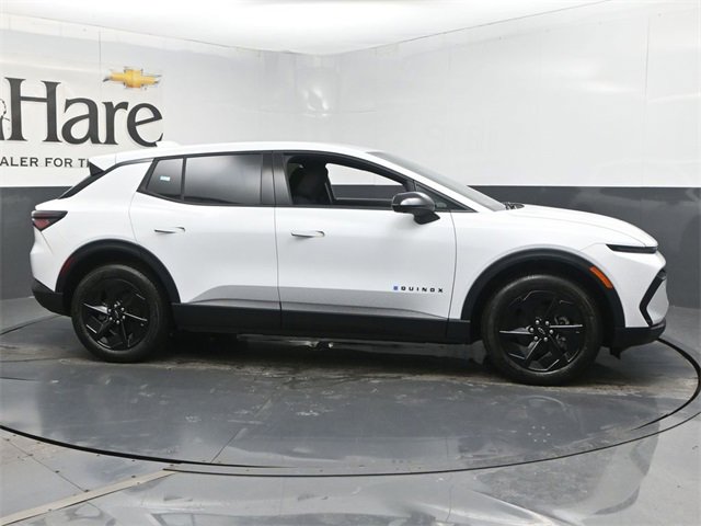 New 2026 Chevrolet Equinox EV LT image 1