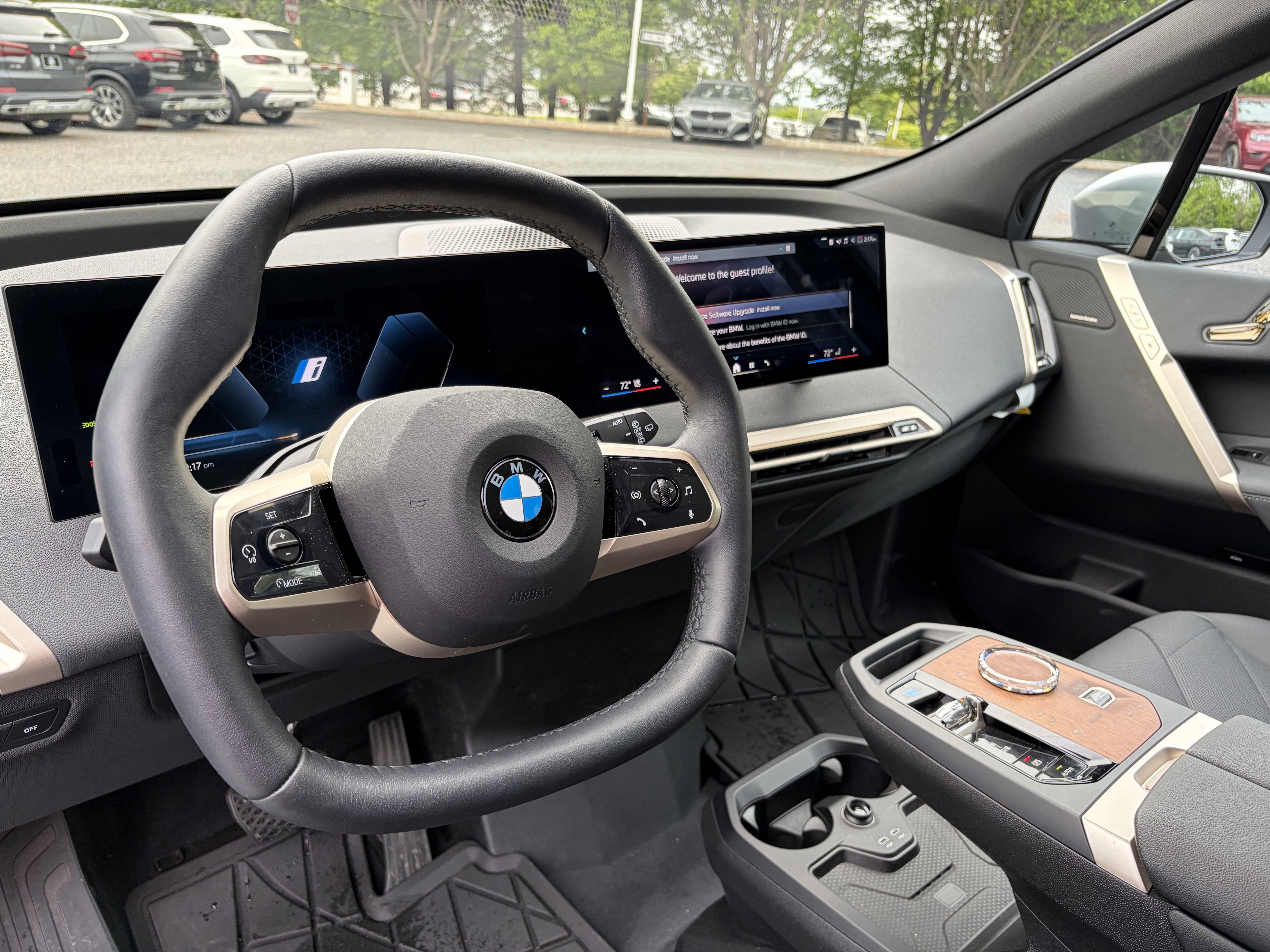 Used 2026 BMW iX xDrive45 w/ Executive Package AWD/4WD image 12